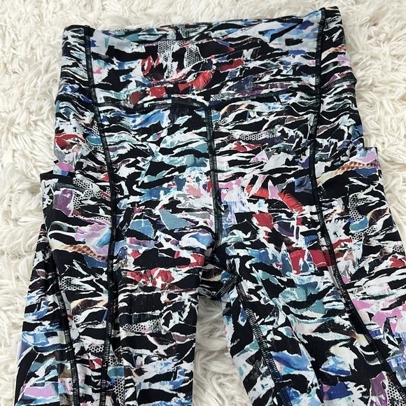 Lululemon Break Free Crop (Nulux 17") Culture Clash Starlight Black - Picture 2 of 5